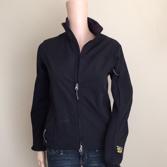 Mountain Hardware soft shell - Picture 1 of 4